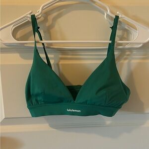 Lululemon license to train bra